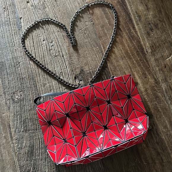 Emilio Pepe Italy Geometric Crossbody to Wristlet to Clutch in one Hand Bag - Picture 4 of 11